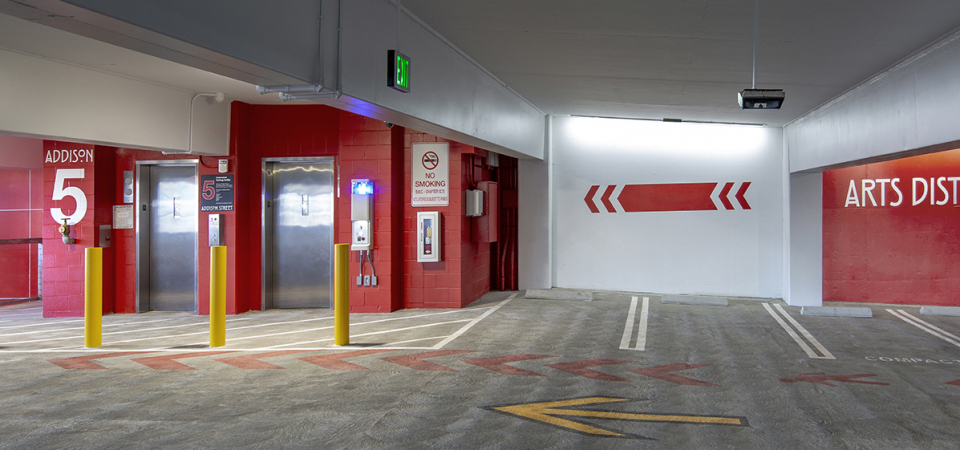 Center Street Parking Garage - IPD : IPD